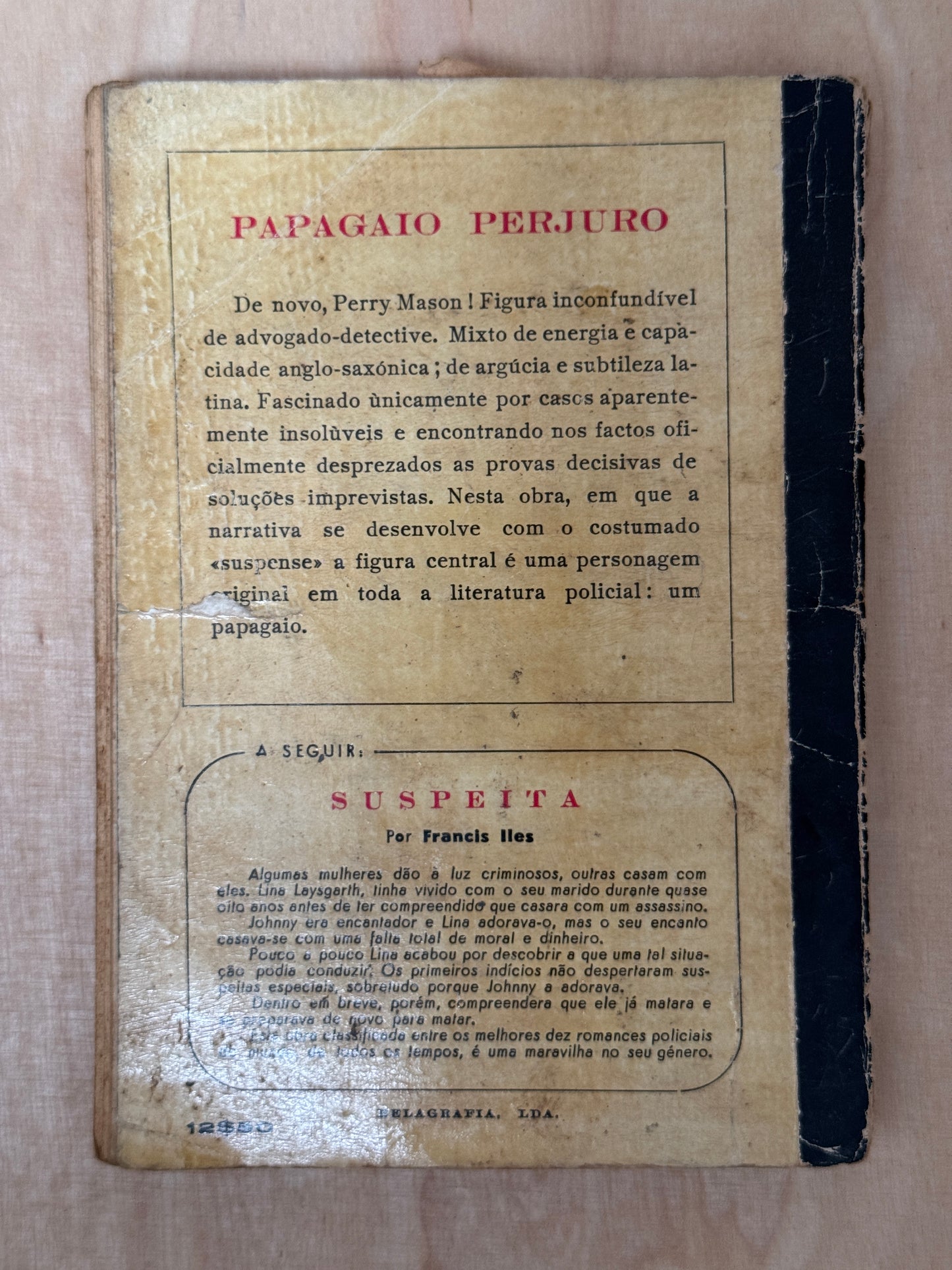 Vintage 1953 Brazilian Portuguese Mystery Novel 'Papagaio Perjuro'