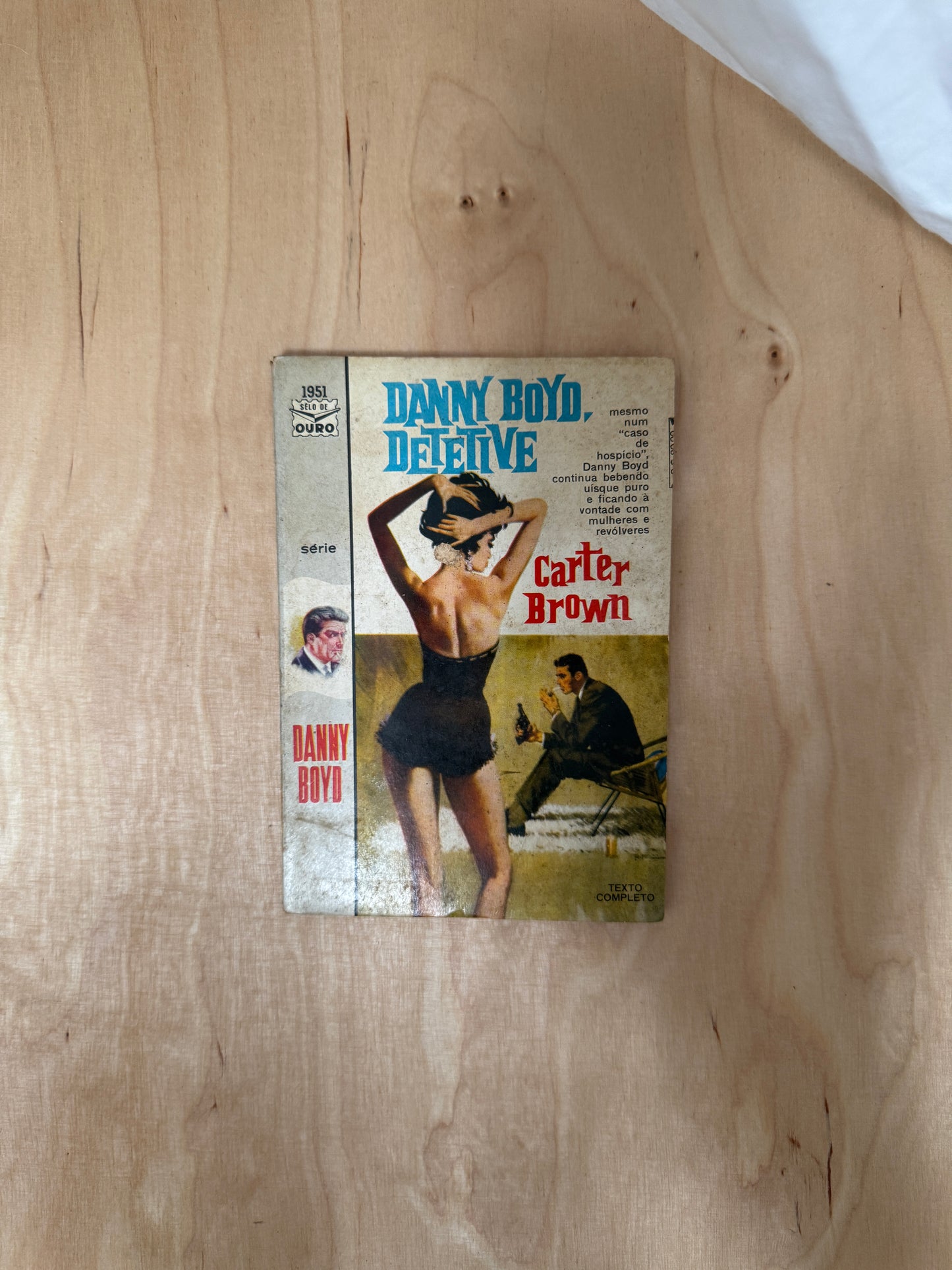 Vintage 1961 Brazilian Portuguese Mystery Novel 'Danny Boyd, Detective'